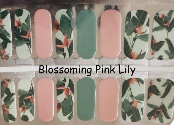 Blossoming pink lily nail wraps