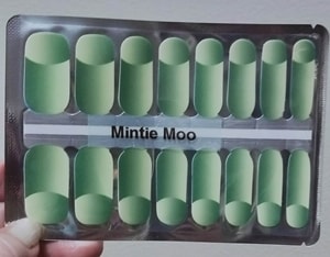Bindy's Mintie Moo Nail Polish Wrap