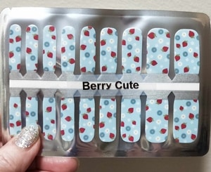 Bindy's Berry Cute Nail Polish Wrap
